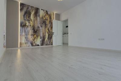 Apartament cu 3 camere decomandat în Titan