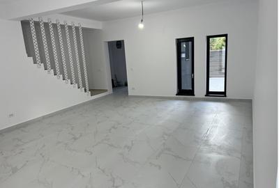 Duplex cu 5 camere cu Canalizare în Militari - 4