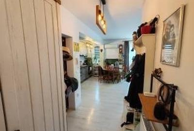 Penthouse cu 3 camere decomandat, mobilat în Turnișor - 8
