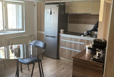 Apartament cu 3 camere semidecomandat în Alba Iulia - 3