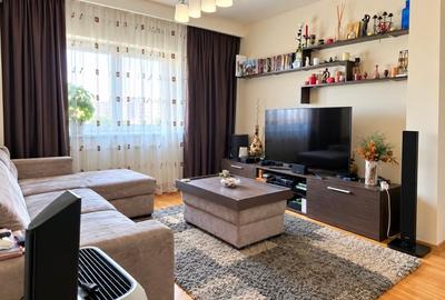 Apartament cu 4 camere în Vitan Mall