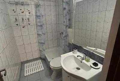 Garsonieră semidecomandată în Titan