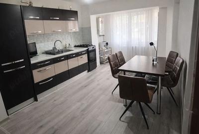 Apartament cu 3 camere decomandat, mobilat în Ampoi 3 - 1