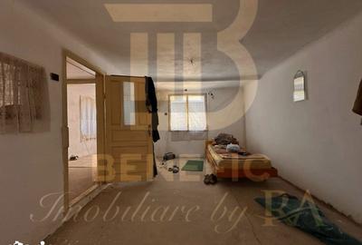 Casă cu 4 camere cu Teren 1615 Mp în Central - 11