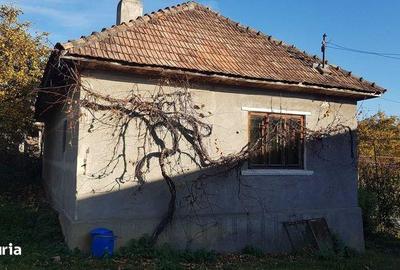 Casă cu 3 camere cu Teren 80 Mp în Gâlgău