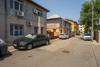 Apartament cu 3 camere decomandat, mobilat în Unirii - 1