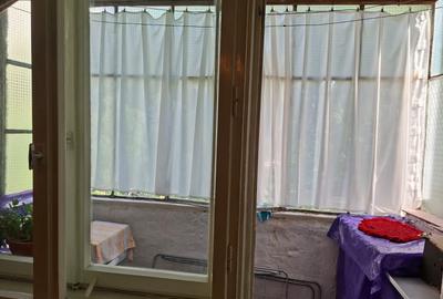 Apartament cu 4 camere semidecomandat în Central - 1