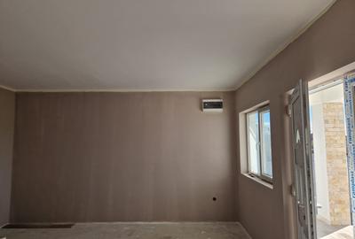 Casă cu 4 camere cu Teren 244 Mp în Est - 7