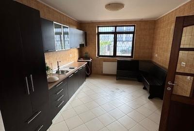 Casă cu 8 camere cu Piscina în Costinești - 9