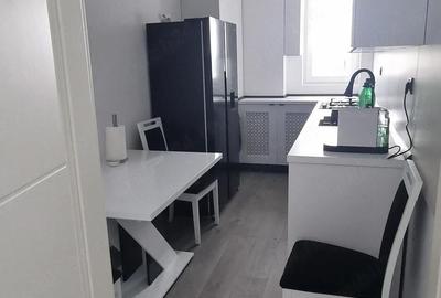 Apartament cu 2 camere decomandat în Central - 1