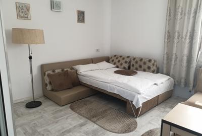 Apartament cu 2 camere decomandat în Central - 1