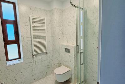 Casă cu 6 camere cu Garaj în Băneasa - 10