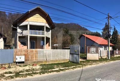 Casă cu 2 camere cu Teren 3050 Mp în Bezdead - 9