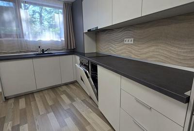 Apartament cu 2 camere decomandat în Zorilor