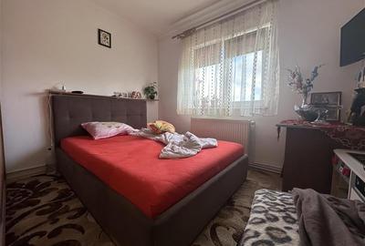 Apartament cu 3 camere decomandat, mobilat în Lipovei - 3