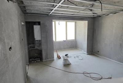 Apartament cu 3 camere semidecomandat în Petros - 1