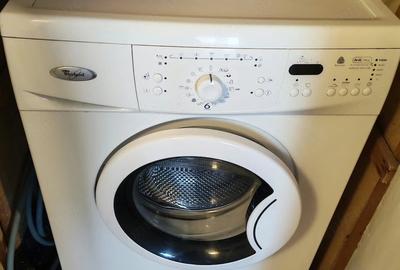 Apartament cu 2 camere decomandat în 1 Mai
