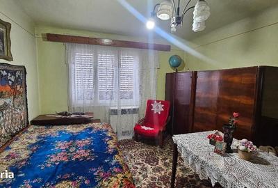 Casă cu 3 camere în Central