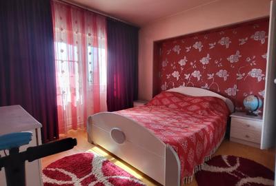 Apartament cu 4 camere decomandat, mobilat în Păcurari - 2