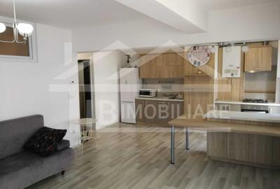 Apartament cu 2 camere decomandat în Livezeni