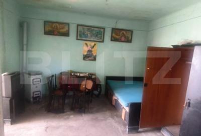 Casă cu 2 camere cu Teren 1127 Mp în Unirea