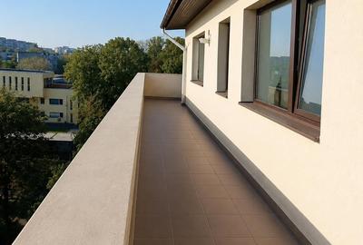 Apartament cu 3 camere decomandat în Gorjului - 8