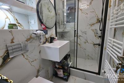 Apartament cu 2 camere în Petros