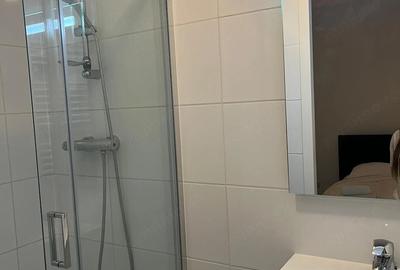 Garsonieră decomandată în Tractorul