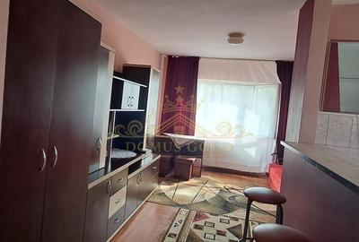 Garsonieră decomandată în Calea Turzii