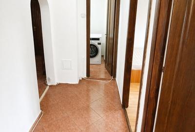 Apartament cu 3 camere decomandat, mobilat în Centrul Civic