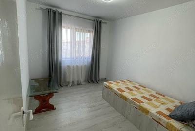 Apartament cu 3 camere decomandat în Central - 1