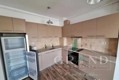 Apartament cu 2 camere semidecomandat în Borhanci