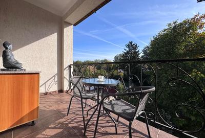 Apartament cu 3 camere decomandat în Semicentral