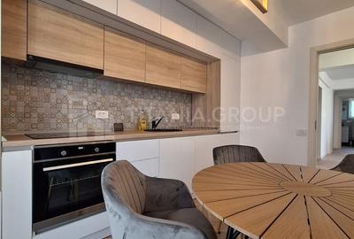 Apartament cu 3 camere decomandat, mobilat în Central