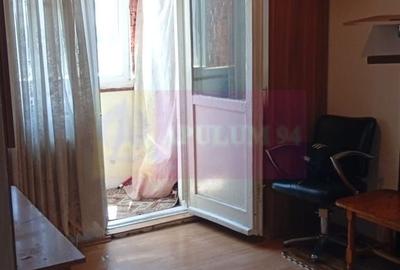 Apartament cu 2 camere semidecomandat în Titan