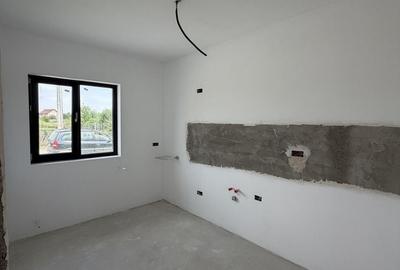 Casă cu 3 camere în Dumitrana - 6