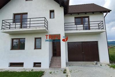 Casă individuală cu 4 camere cu Teren 300 Mp în Partoș