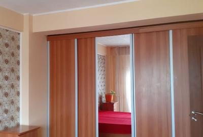 Apartament cu 2 camere decomandat în Turnișor