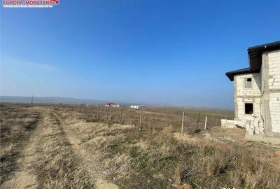 Teren de 474 mp, în Peco