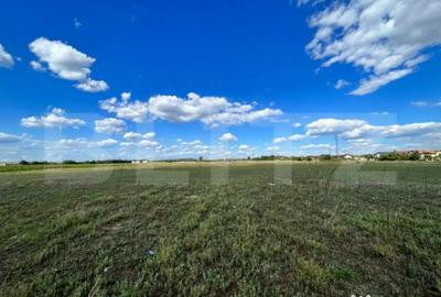 Teren de 2800 mp, în Central - 3