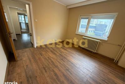 Apartament cu 4 camere semidecomandat, mobilat în Colentina - 3