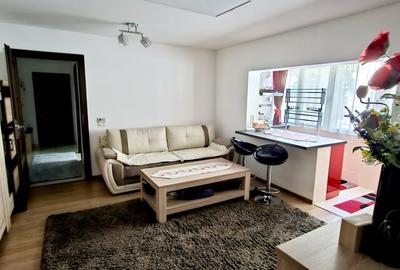 Apartament cu 3 camere decomandat, mobilat în Centrul Bancar - 1