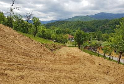 Teren de 4120 mp, în Valea - 1