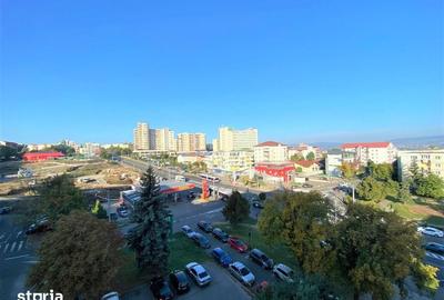Apartament cu 3 camere decomandat în Zorilor