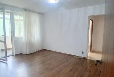 Apartament cu 3 camere semidecomandat în Vatra Luminoasă - 4
