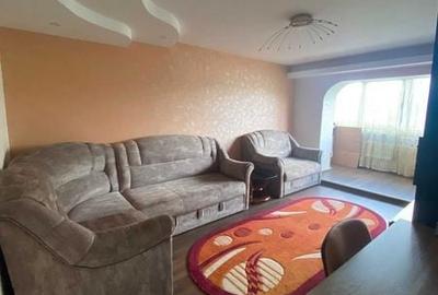 Apartament cu 3 camere în Păcurari