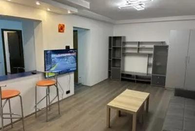 Apartament cu 3 camere semidecomandat în Ștefan cel Mare