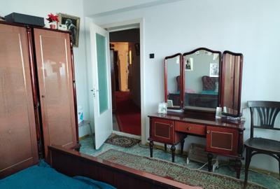 Apartament cu 3 camere decomandat, mobilat în Central - 8