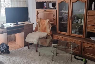 Apartament cu 2 camere decomandat în Libertății
