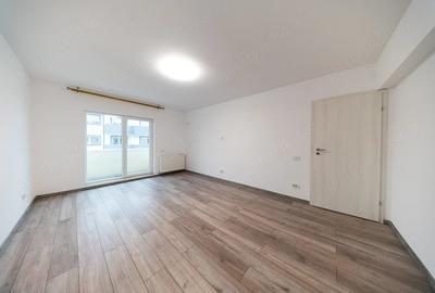 Apartament cu 2 camere decomandat în 1 Decembrie